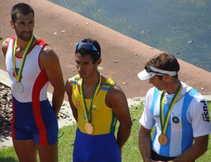 Campeão Sul-Americano, Ailson Eráclito disputa semifinal no Single Skiff Peso Leve
