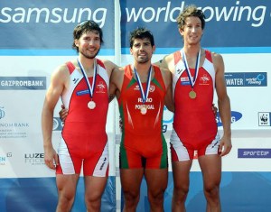 Pedro Fraga, ao centro: ouro no Single Skiff (Foto: ©Detlev Seyb/MyRowingPhoto.com)