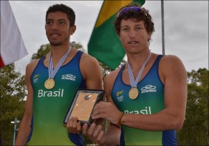 Só Uncas e David venceram os chilenos no Júnior (Foto: Federação Uruguaia de Remo)