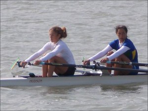 Sophia e Caroline: a caminho do Mundial (Foto: CBR/Divulgação)