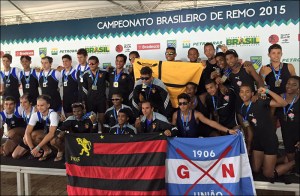 Atletas dividem o pódio no 8 Com Júnior (Foto: C.R.União/Facebook)