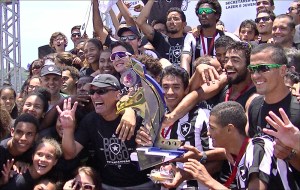 Alvinegros comemoram tetracampeonato inédito (Foto: Remo em Voga)